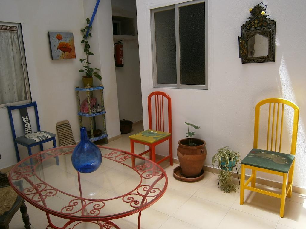 De Cadiz Cadi Hostel מראה חיצוני תמונה