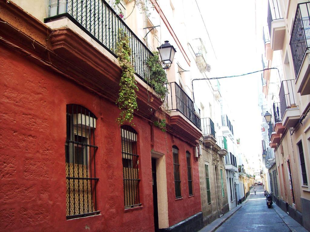 De Cadiz Cadi Hostel מראה חיצוני תמונה