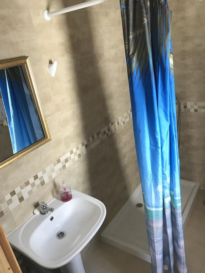 De Cadiz Cadi Hostel מראה חיצוני תמונה